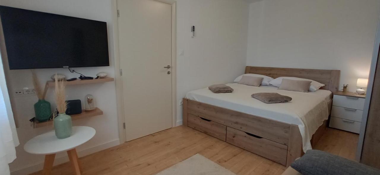 Holiday Home Peran Grebaštica Εξωτερικό φωτογραφία
