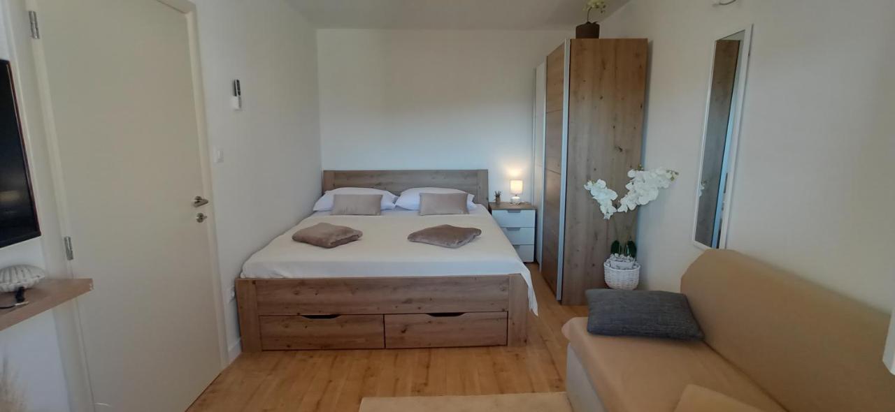 Holiday Home Peran Grebaštica Εξωτερικό φωτογραφία